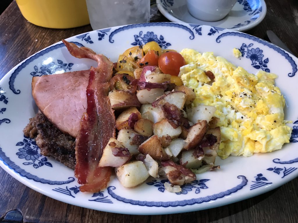 Pioneer Woman Mercantile Deli farmer's breakfast, Pawhuska, Oklahoma