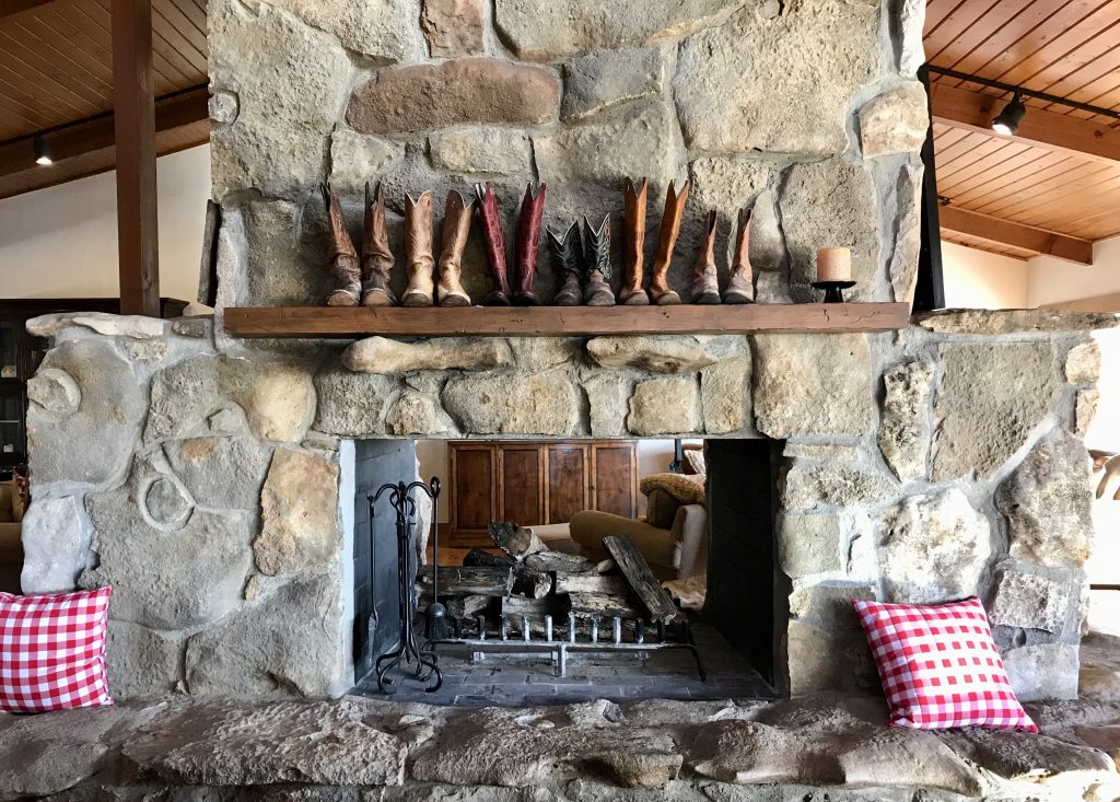 Pioneer Woman Lodge, boots on the mantle, Pawhuska, Oklahoma