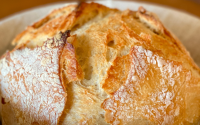 Easy 4-ingredient artisan bread that will impress